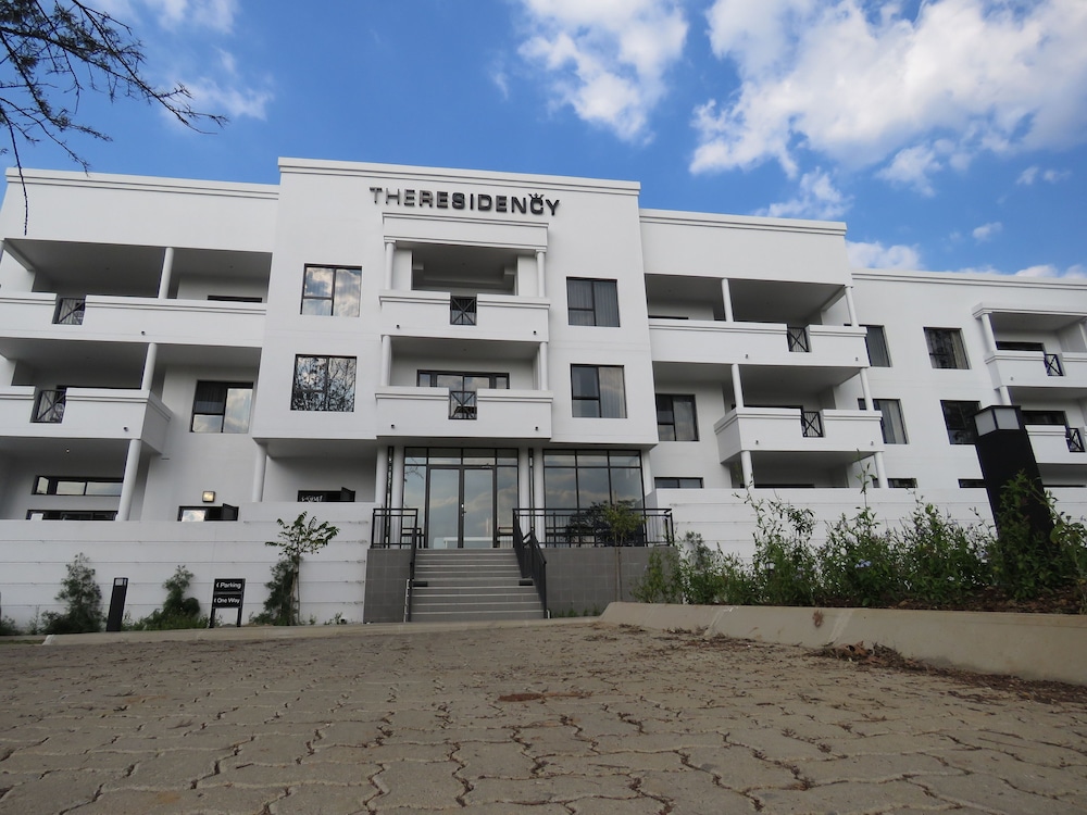 The Residency Sandhurst 9/60