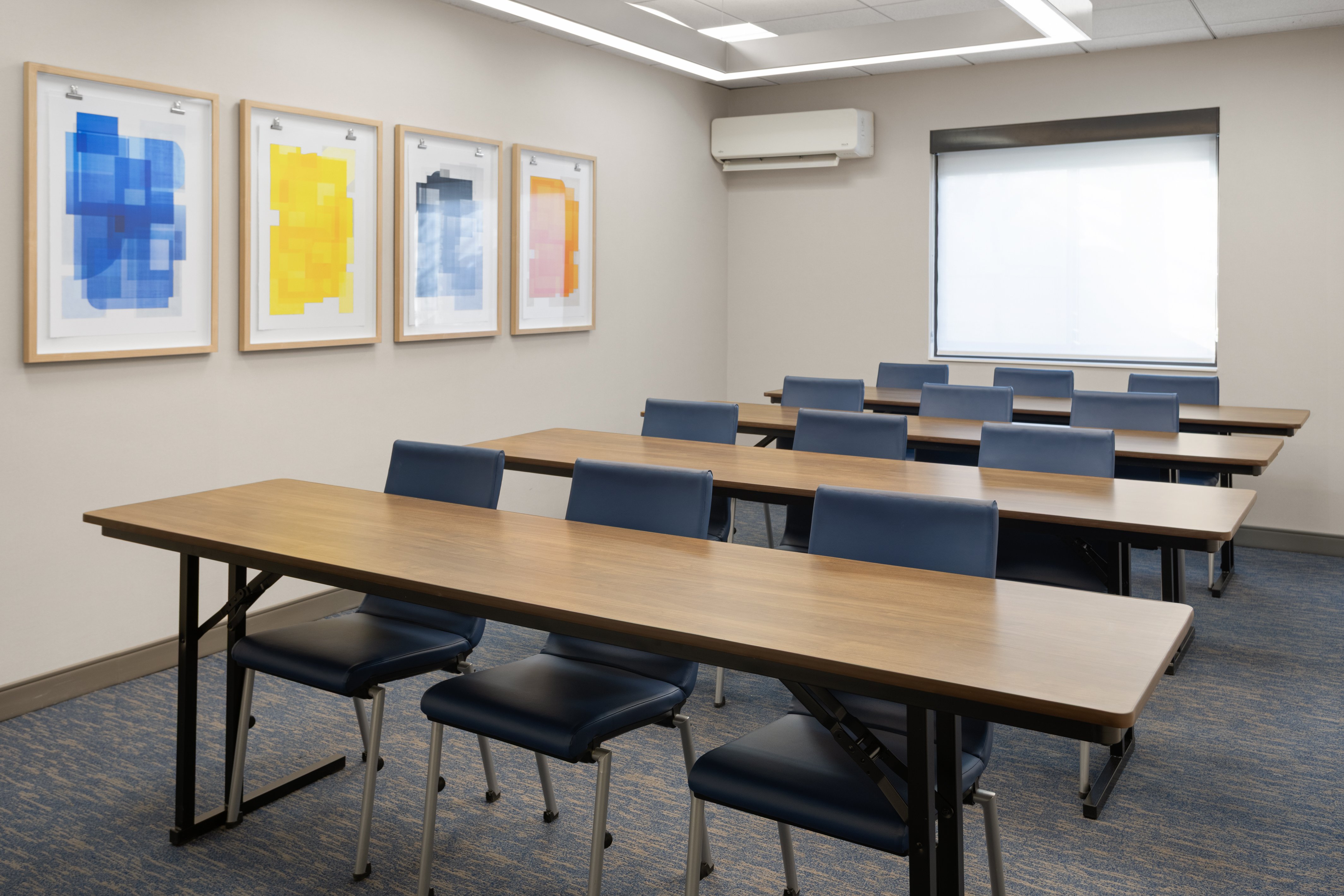 Holiday Inn Express Philadelphia - Penns Landing 45/60