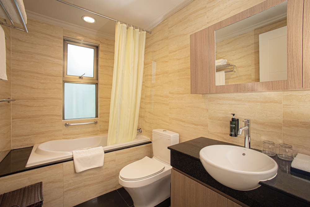 Mayfair Suites - Wmc Tower 65/70