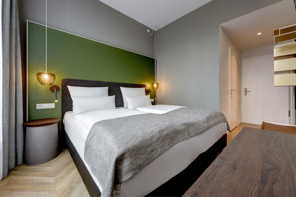 Flightgate Munich Airport Hotel, a member of Radisson Individuals 19/50