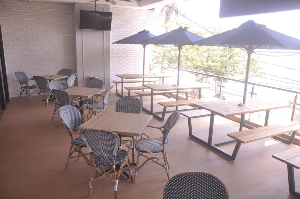 Expressia Hotel Makassar 47/54