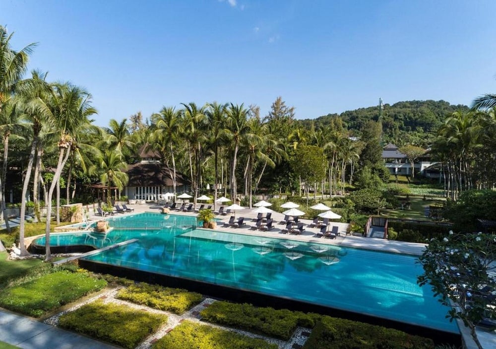 Dusit Thani Krabi Beach Resort 6/74