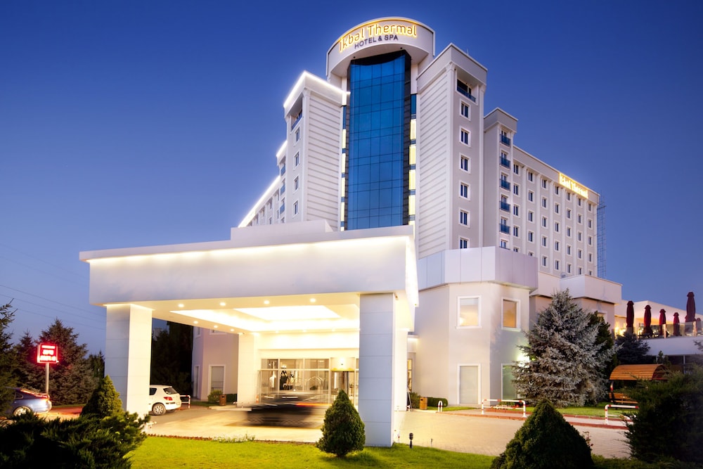 Ikbal Thermal Hotel And Spa 7/74