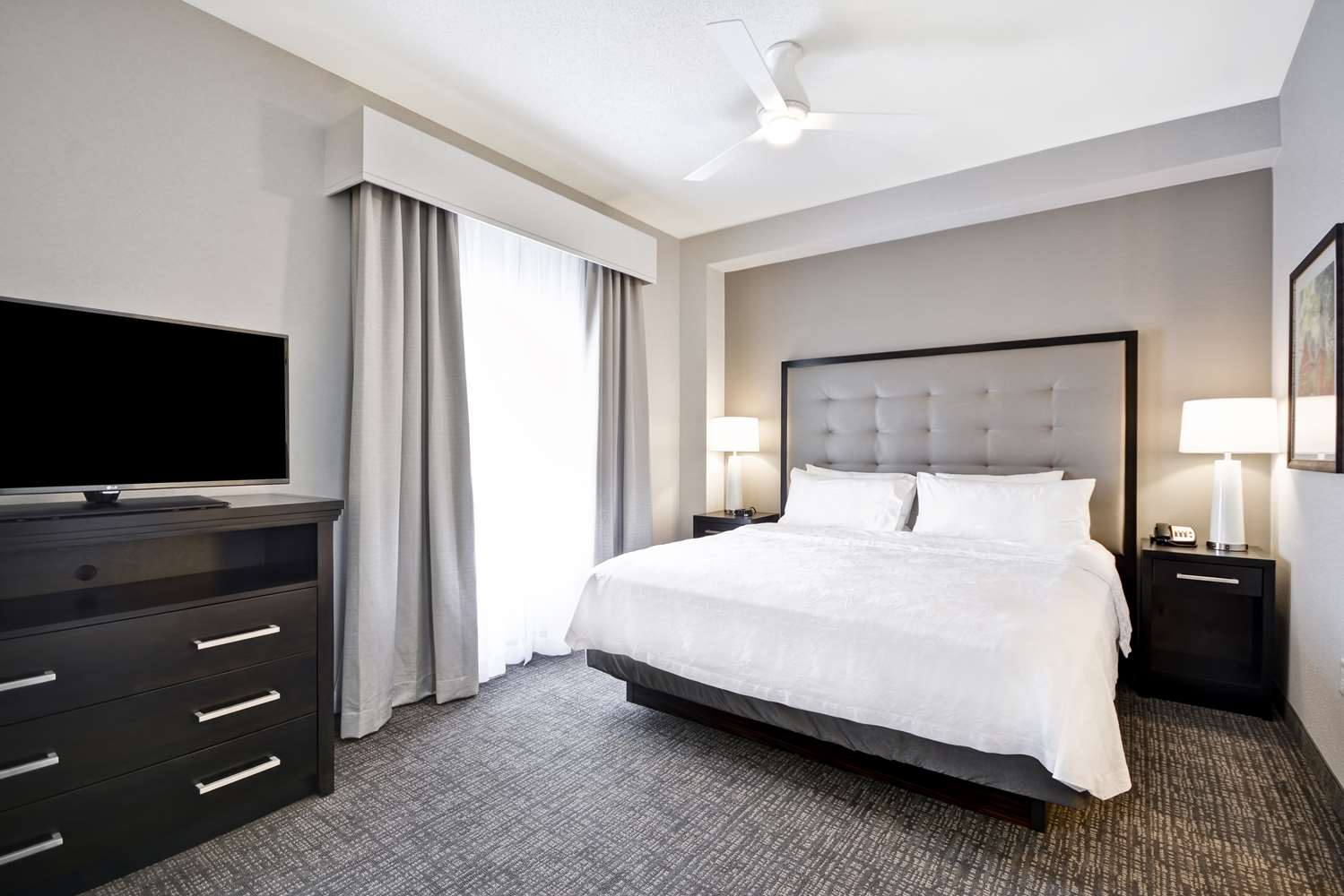 Studio, Suite, King Bed, Accessible