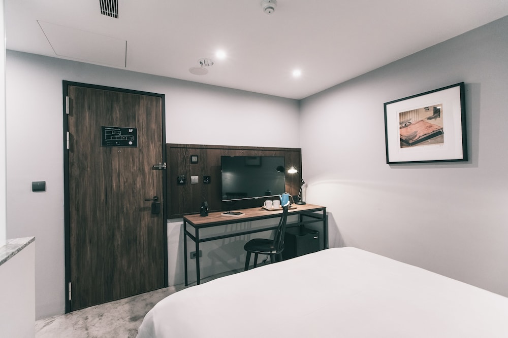 STANDARD, DOUBLE BED