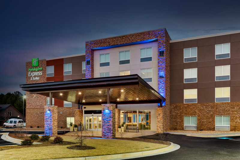 Holiday Inn Express and Suites Dawsonville 6/74