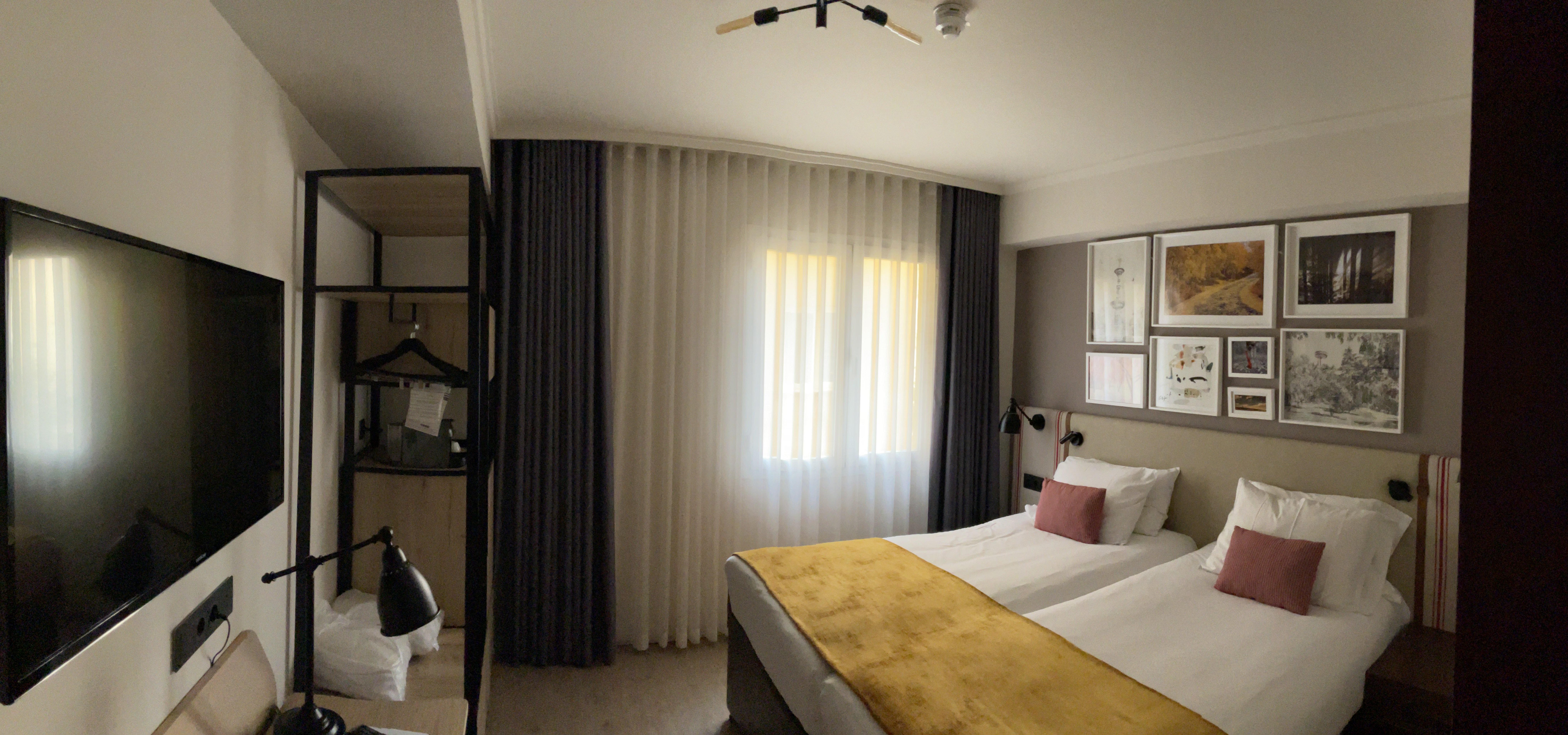 STANDARD, TWIN BEDS