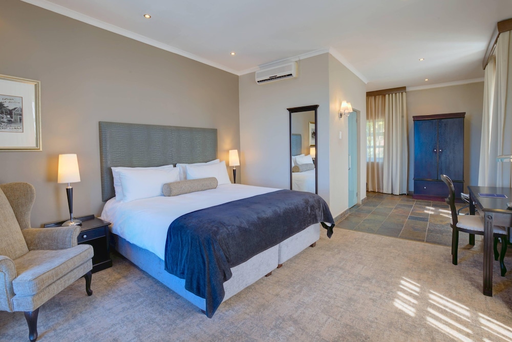 Protea Hotel By Marriott Mossel Bay 12/37