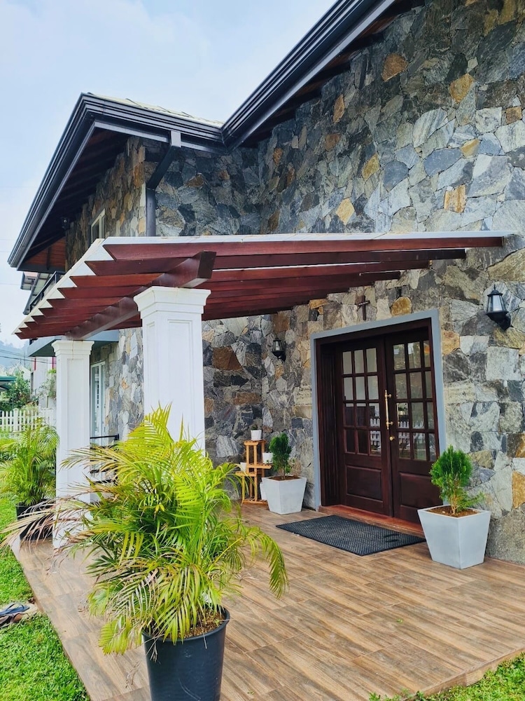 Cottage 42 3/71