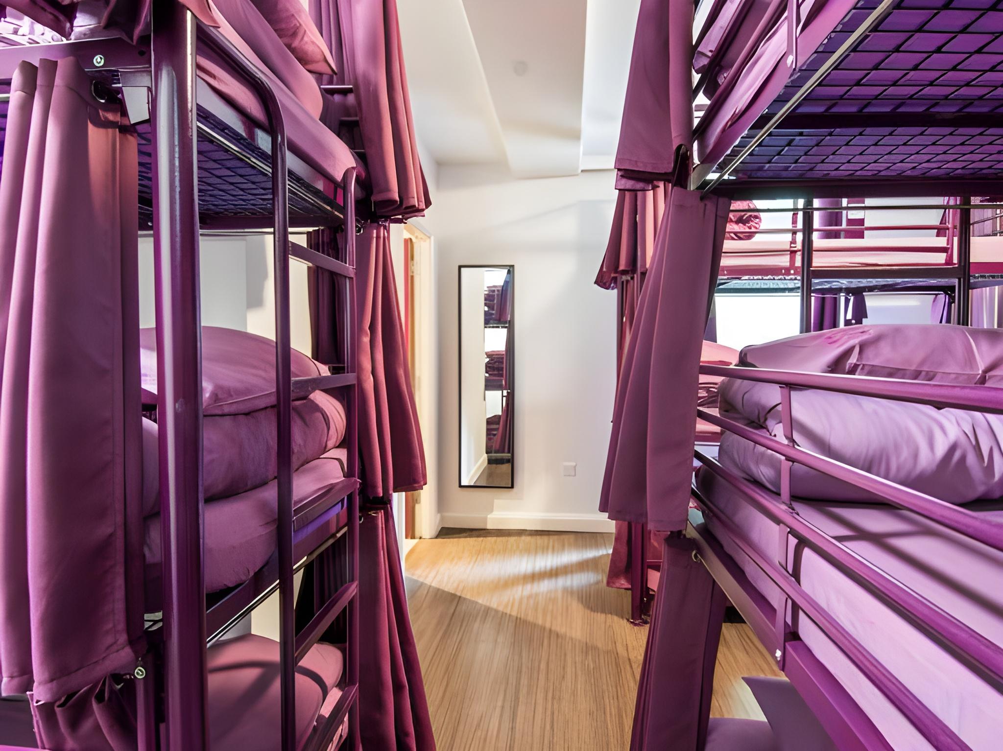 Mixed Dorm, 9 Beds