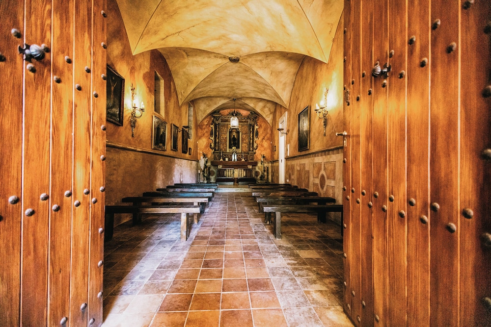 LA POSADA DEL MARQUES 19/50