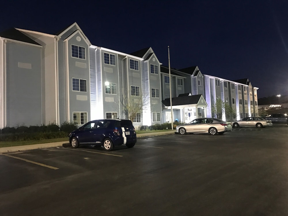 Microtel Inn & Suites by Wyndham Meridian 4/23
