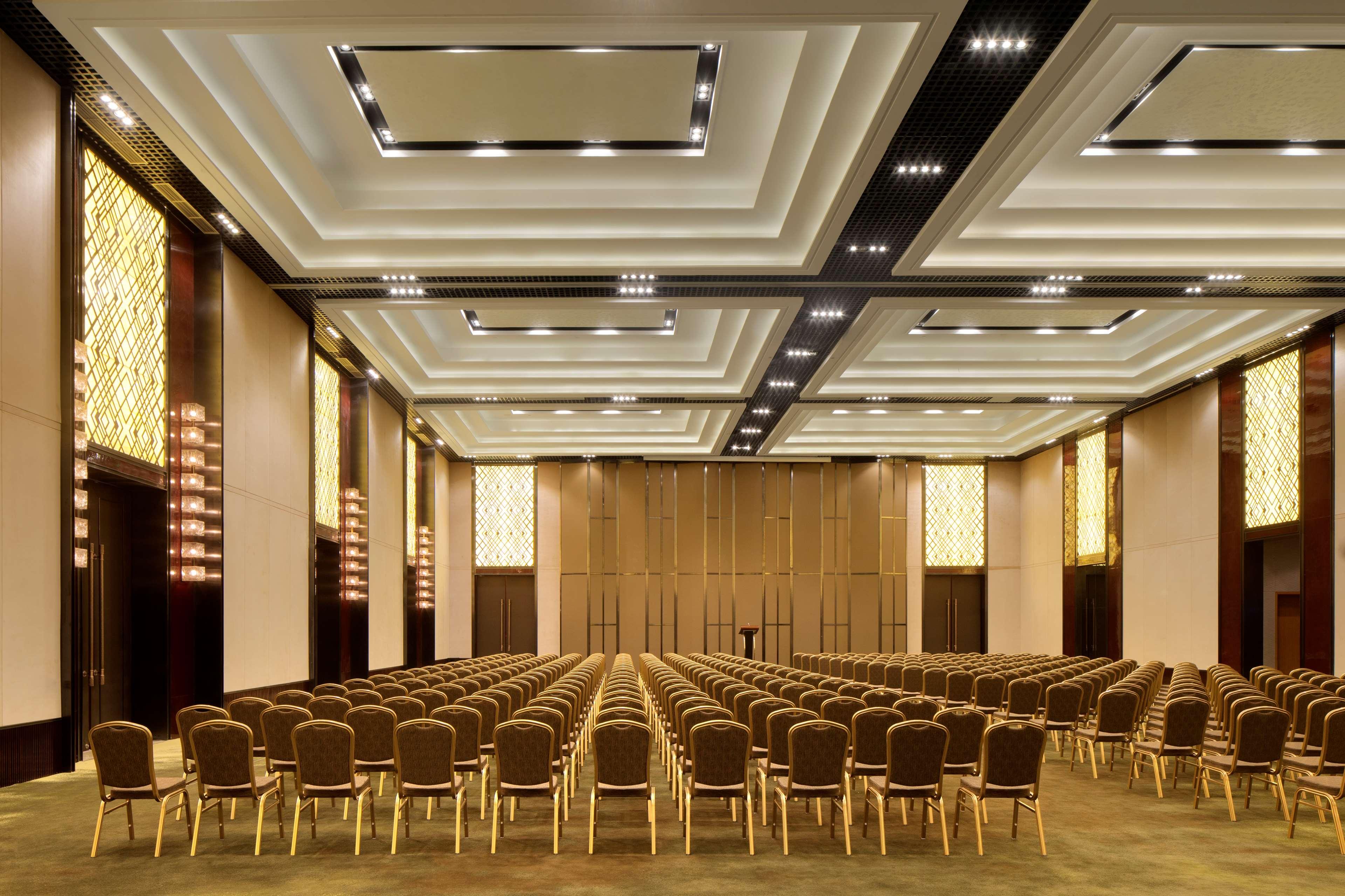 Radisson Blu Hotel Kashgar 32/34