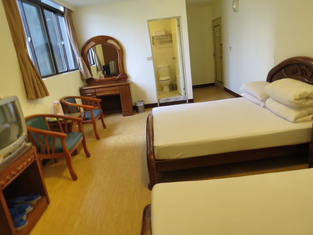 Chantai Hotel 30/44