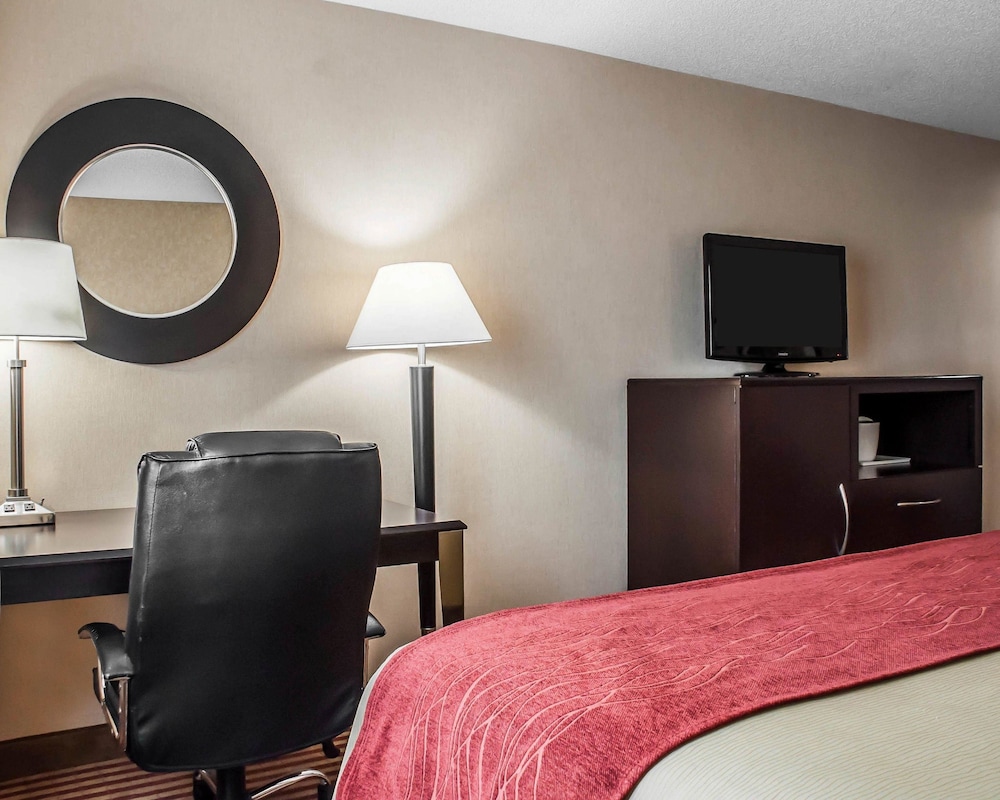 Quality Inn Dunkirk NY 15/36