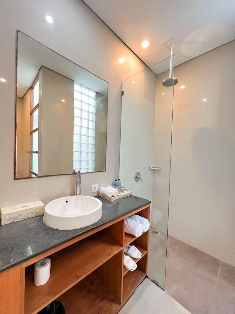 Apple Villa & Suite Seminyak 70/73