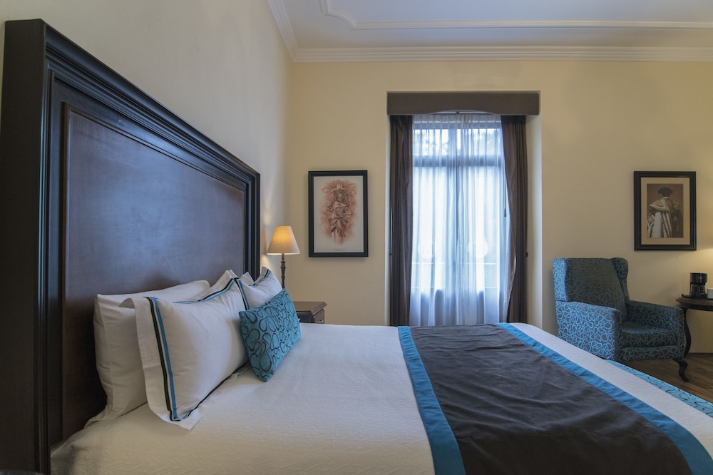 Hotel Morales Historical & Colonial 26/73