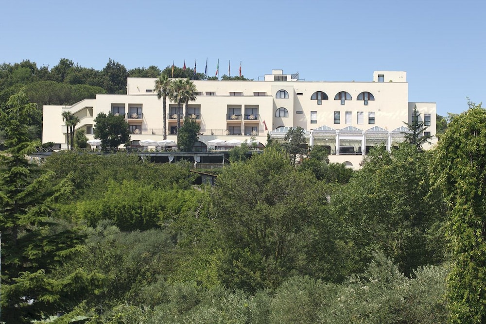 surroundings