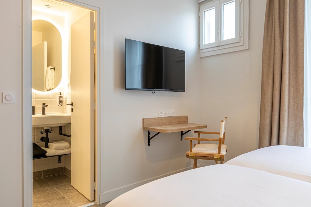 Dantan Hotel 31/46
