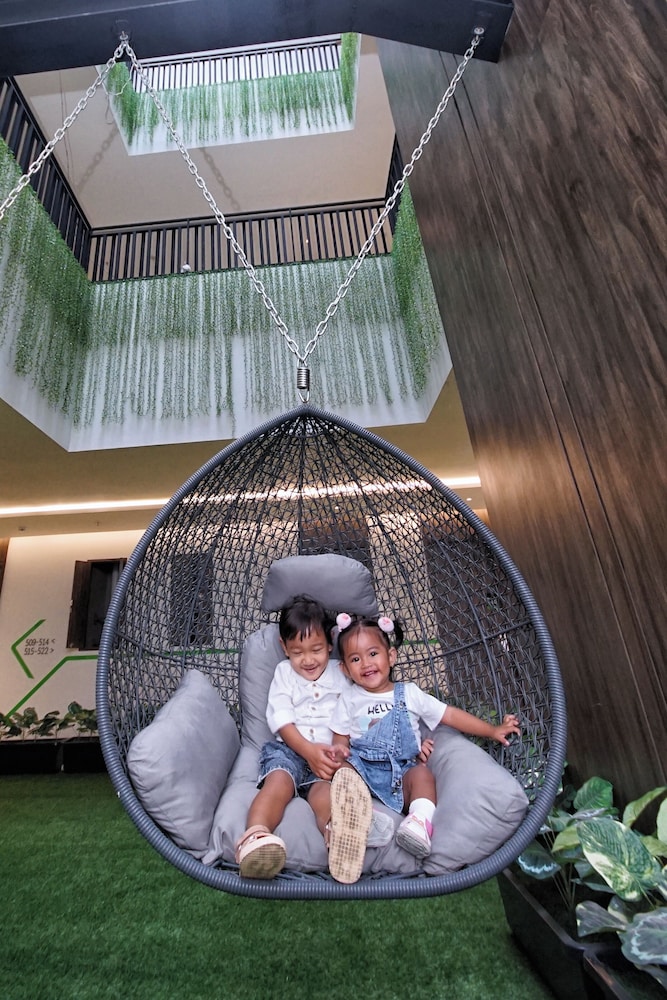 Permata Hijau Hotel 46/50