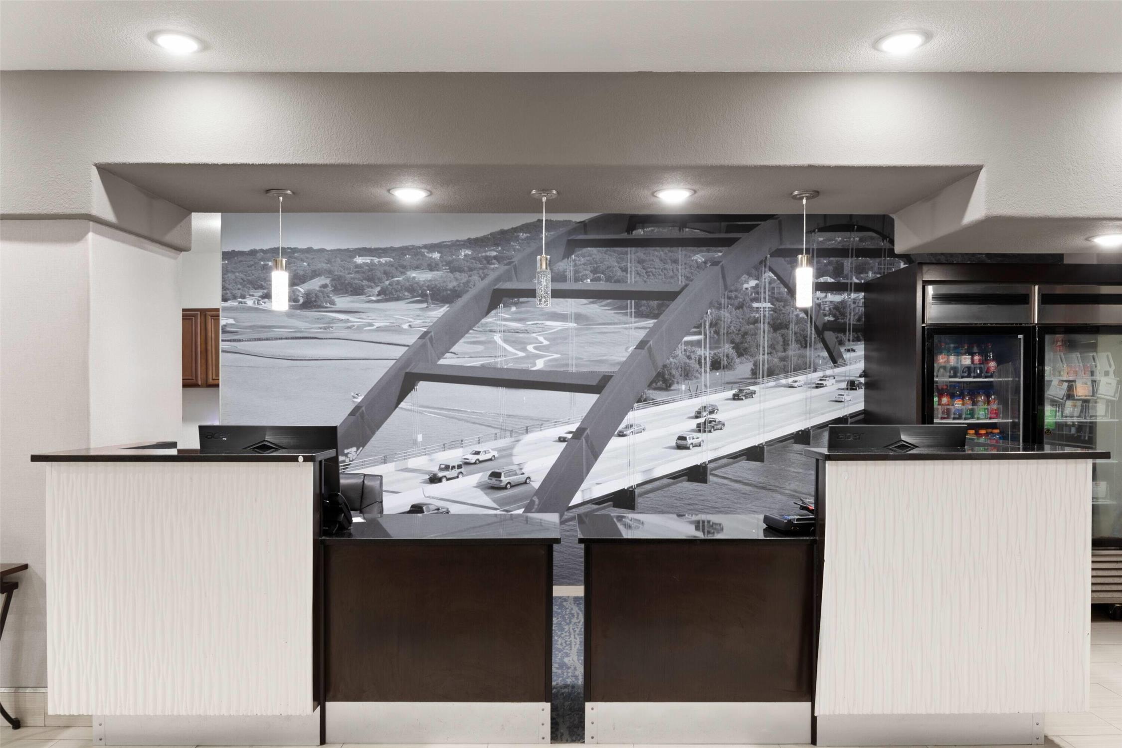 La Quinta Inn & Suites by Wyndham Kyle - Austin South 10/61