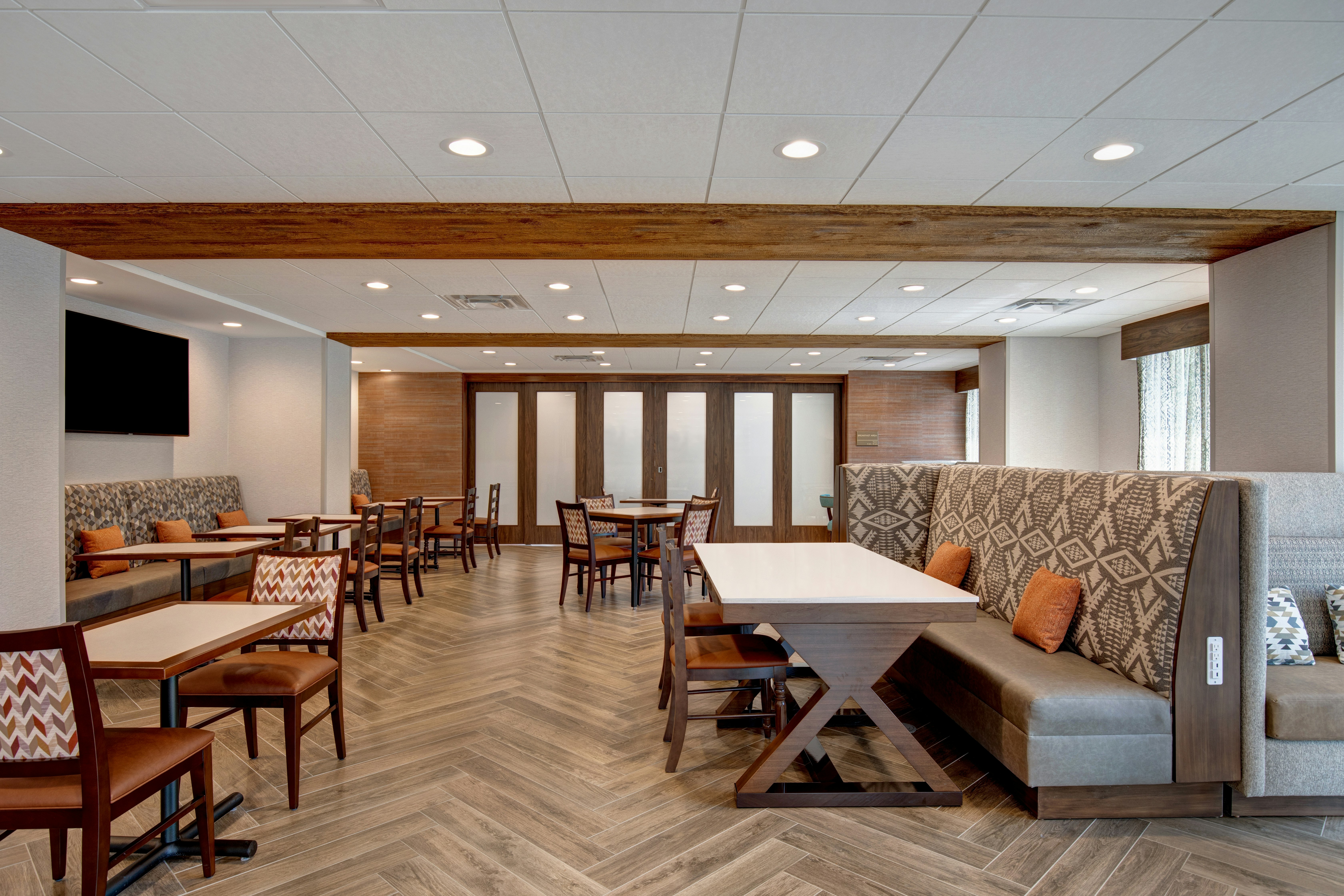 Hampton Inn Santa Fe South Nm 46/52