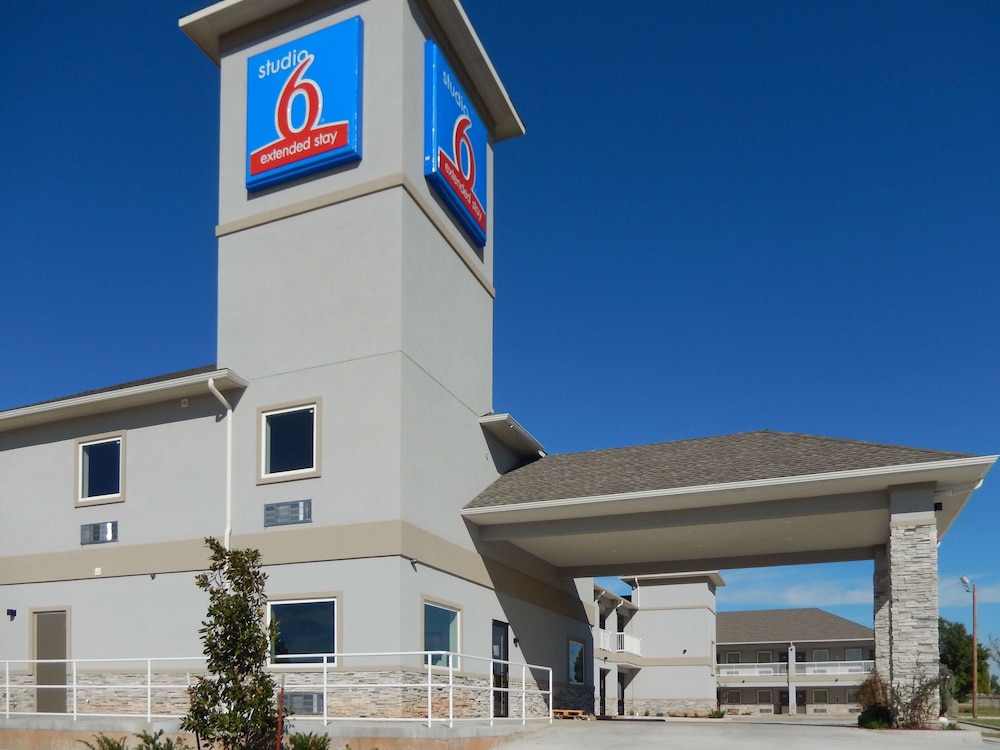 Studio6 Yukon, OK in OKLAHOMA CITY - OK