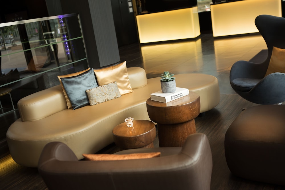 RENAISSANCE ZURICH TOWER HOTEL 33/41