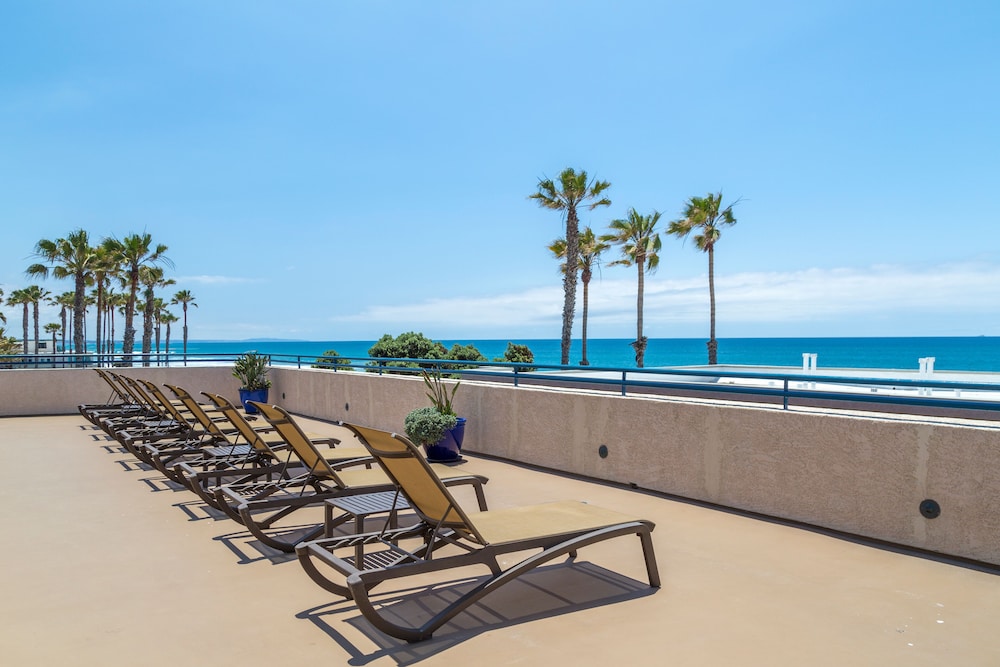 Southern California Beach Club 10/73