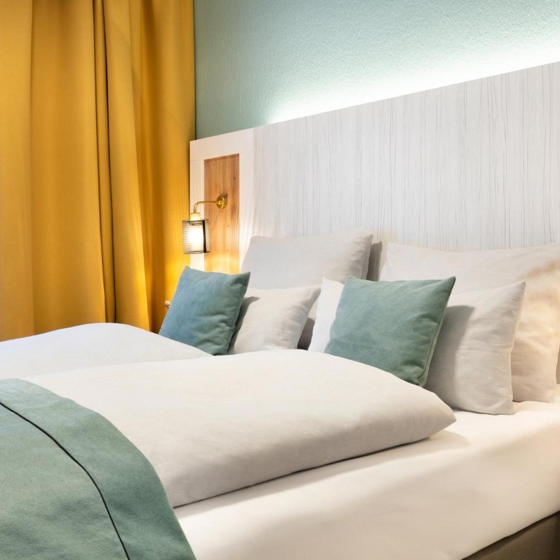 Standard, King Bed