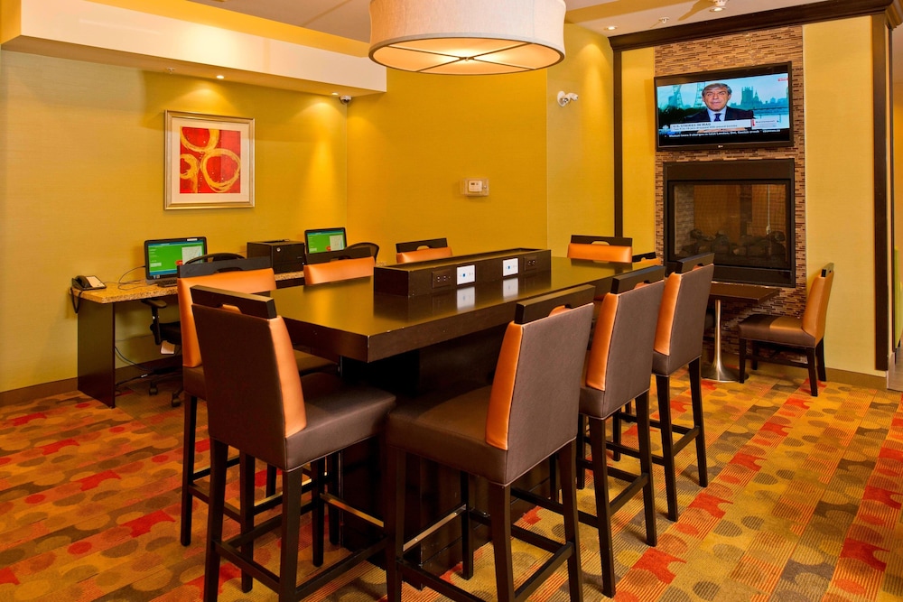 Marriott S Towneplace Suites Thunder Bay 35/41