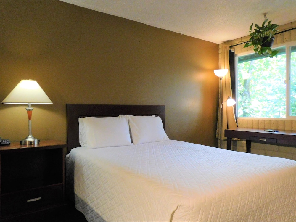 Travelodge by Wyndham Canyonville 31/45
