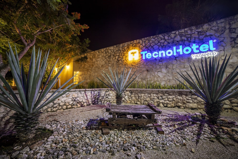 Technotel Valladolid 39/43