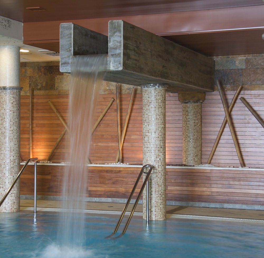 Hospes Palacio de Arenales Spa 36/68