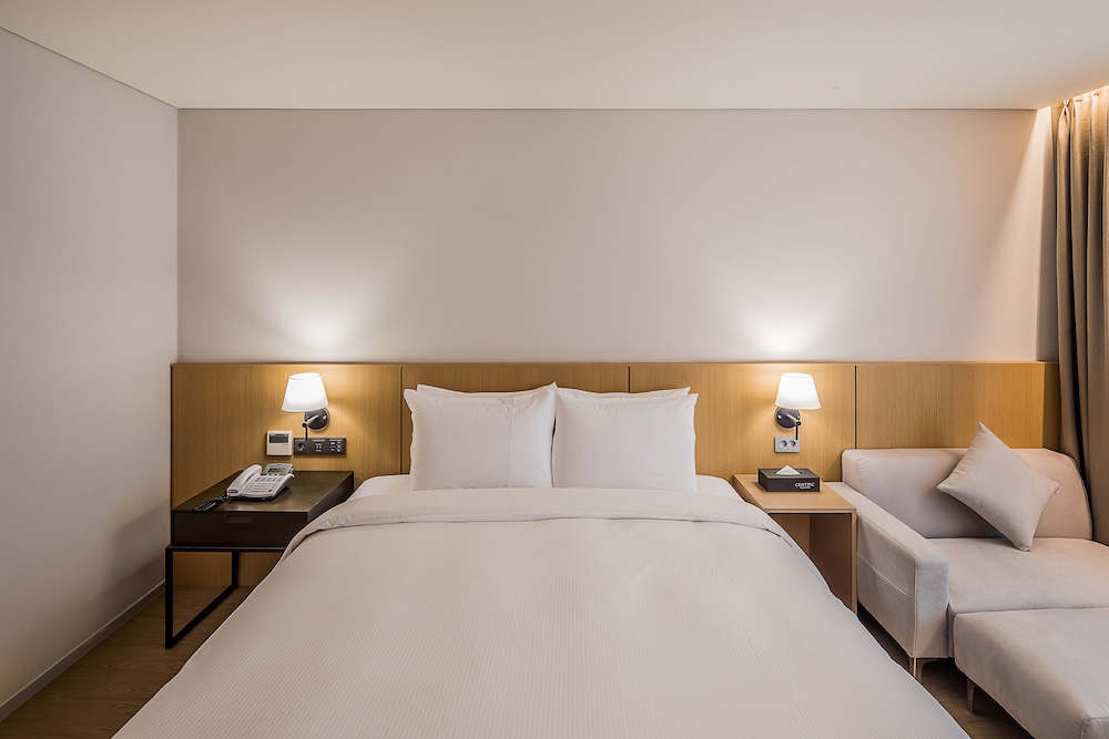 The Rest Aank Hotel Incheon Guwol 15/48