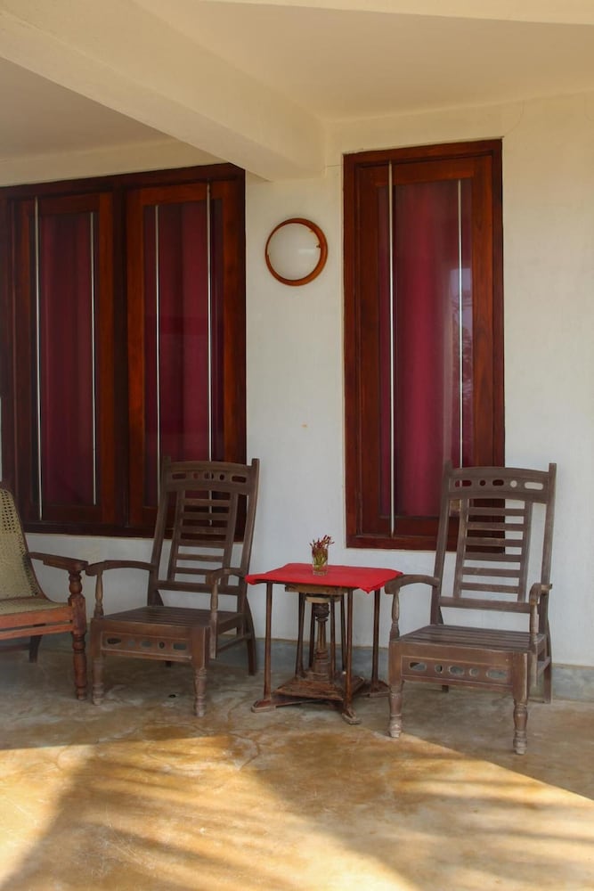 Shanthi Beach Resort 29/48