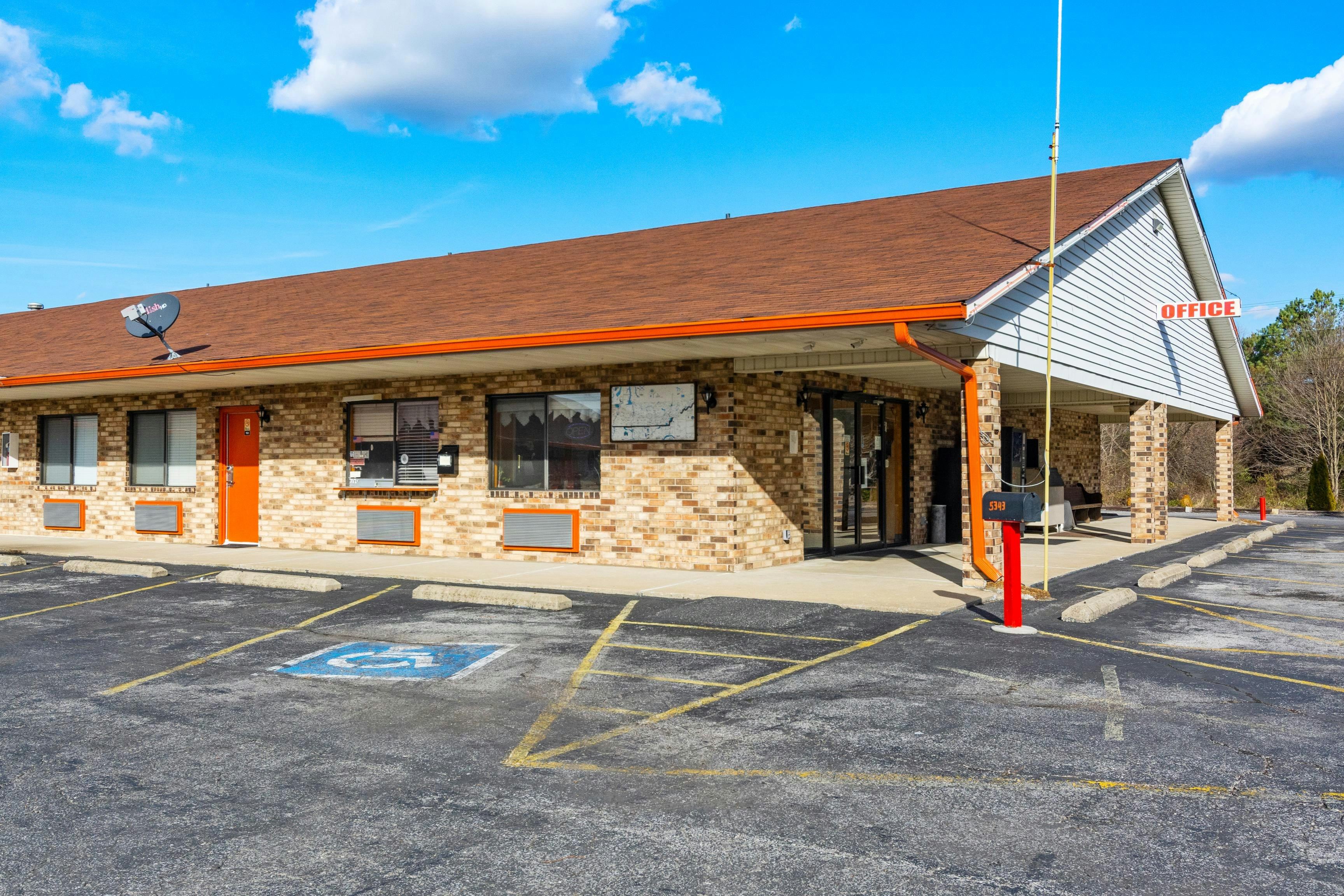 Budget Host Inn by Hotel O Portland near I-65 21/28