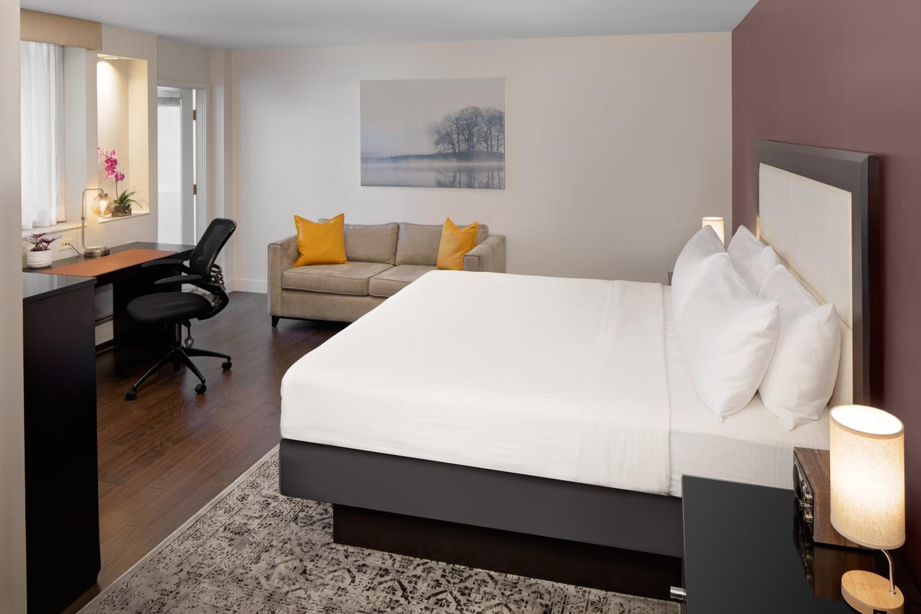 غرفة قياسية، The Andrew Hotel 2/2