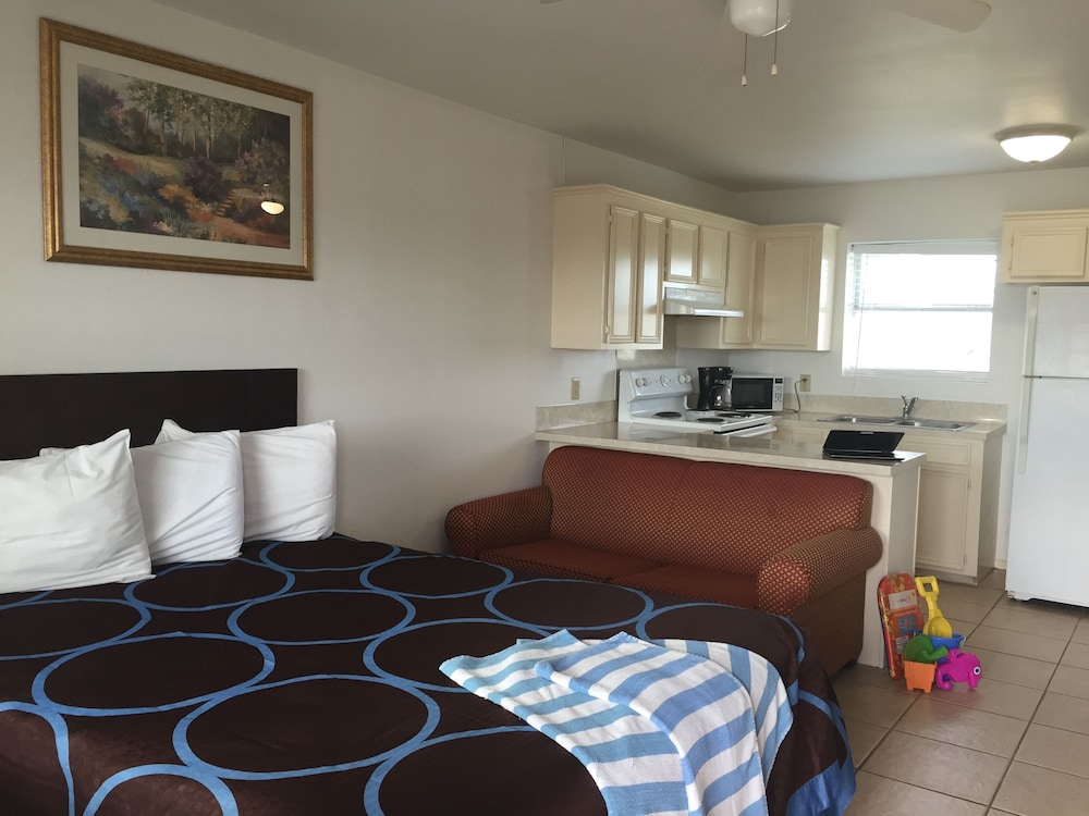 Port Isla Inn 16/53