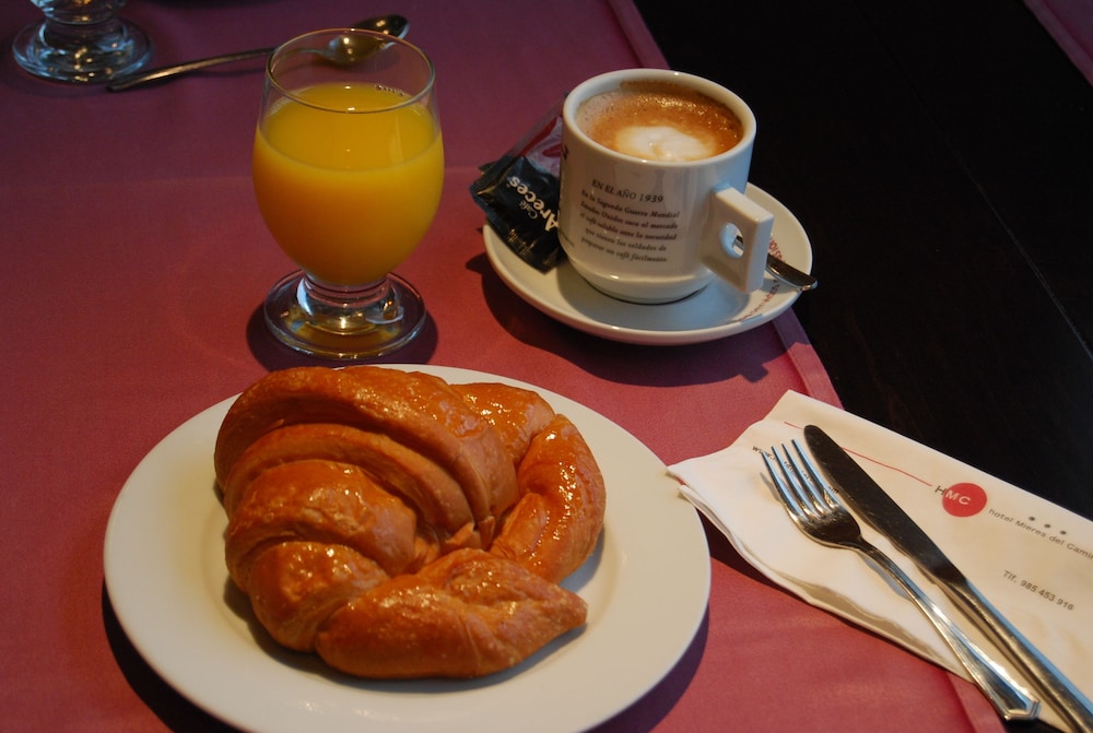 Mieres Del Camino 18/44