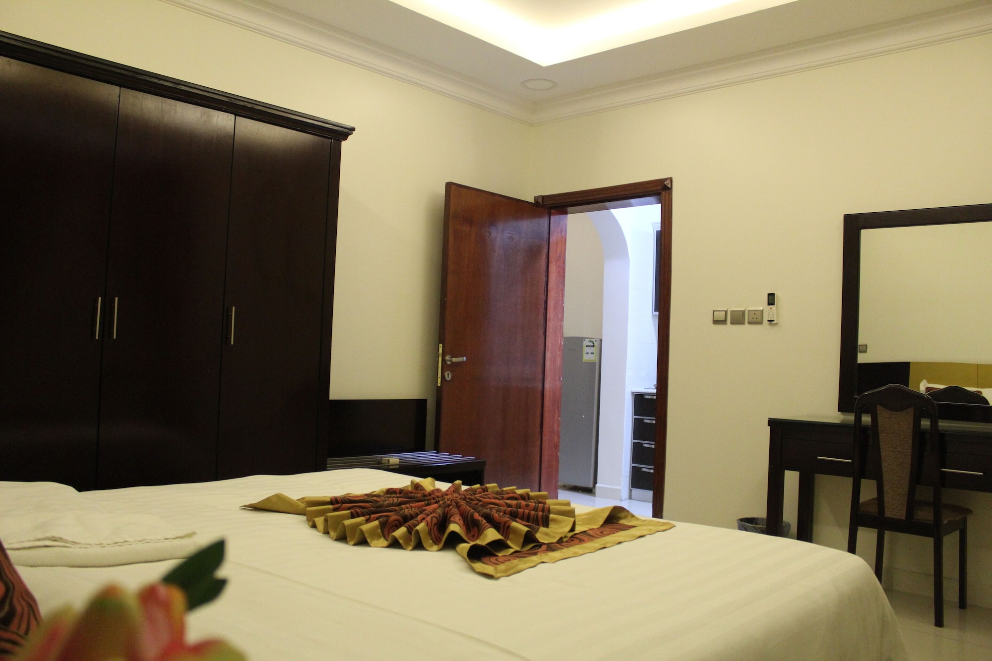 1 BEDROOM, APARTMENT