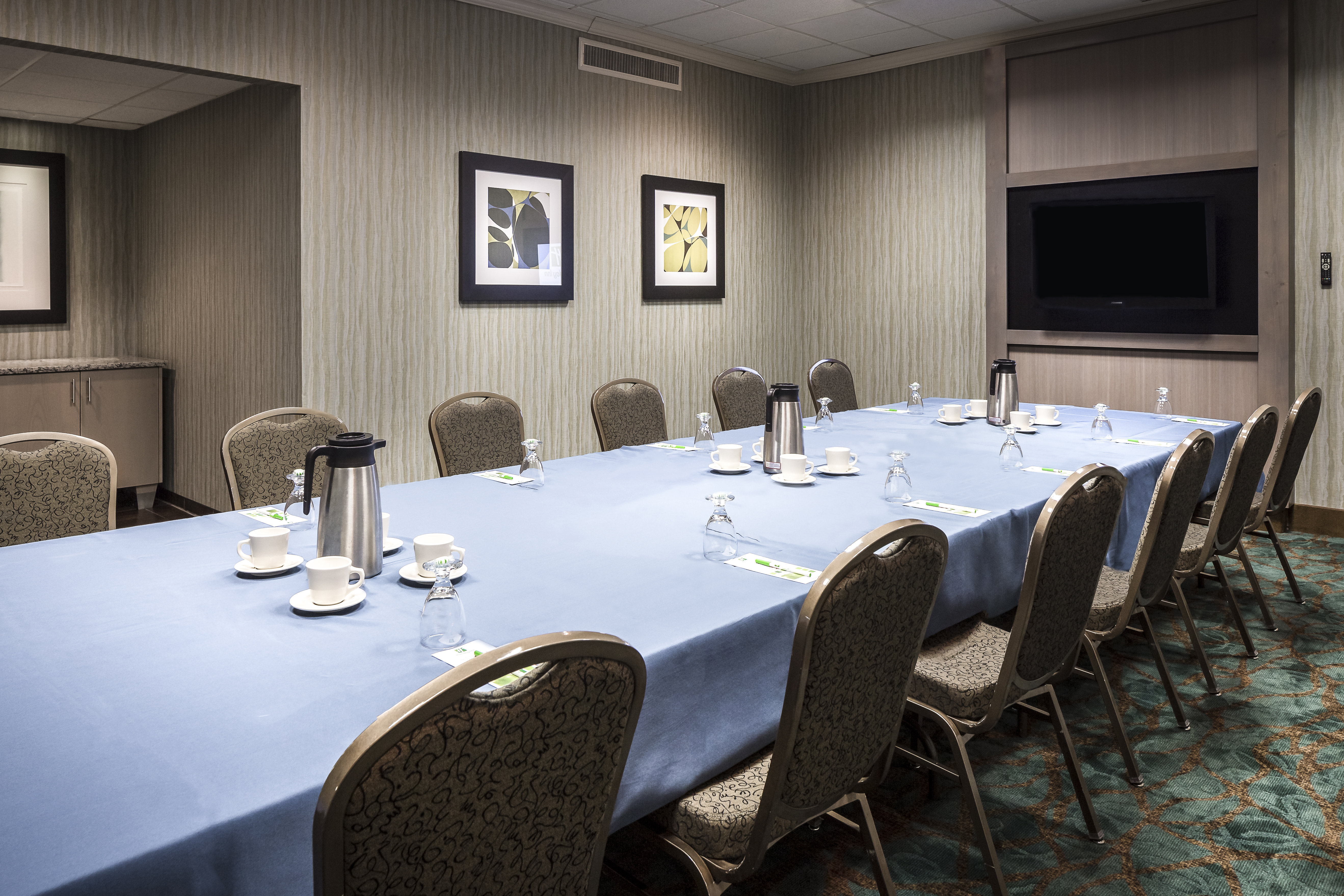 Holiday Inn Rock Island - Quad Cities 64/80