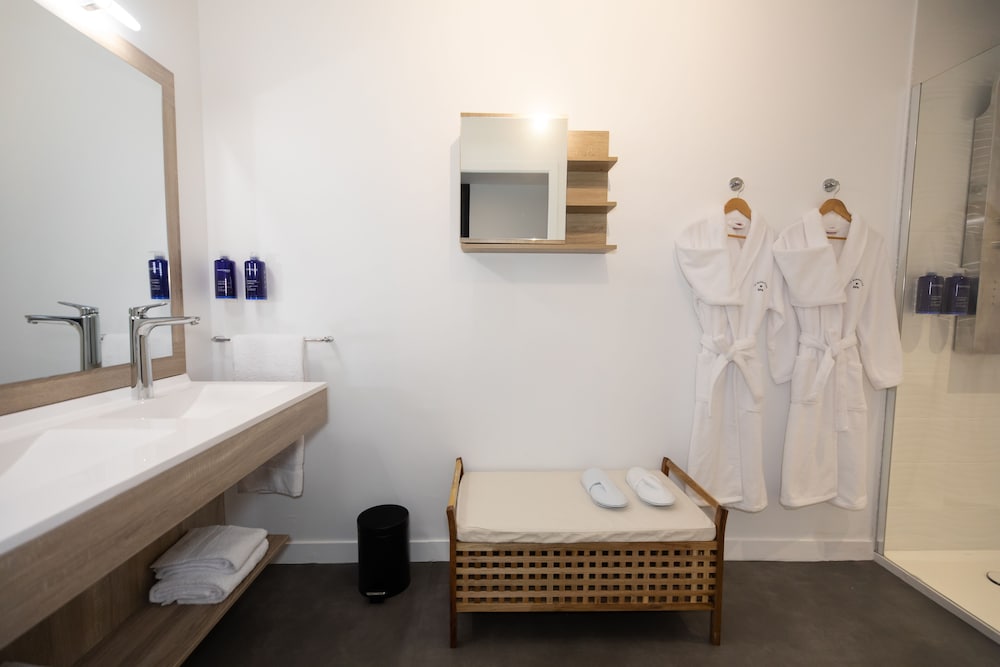 Hotel Barracuda & Spa, Port Center, beachfront, sea view 44/50