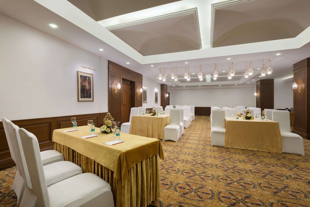 Ramada Plaza by Wyndham Chandigarh Zirakpur 48/58