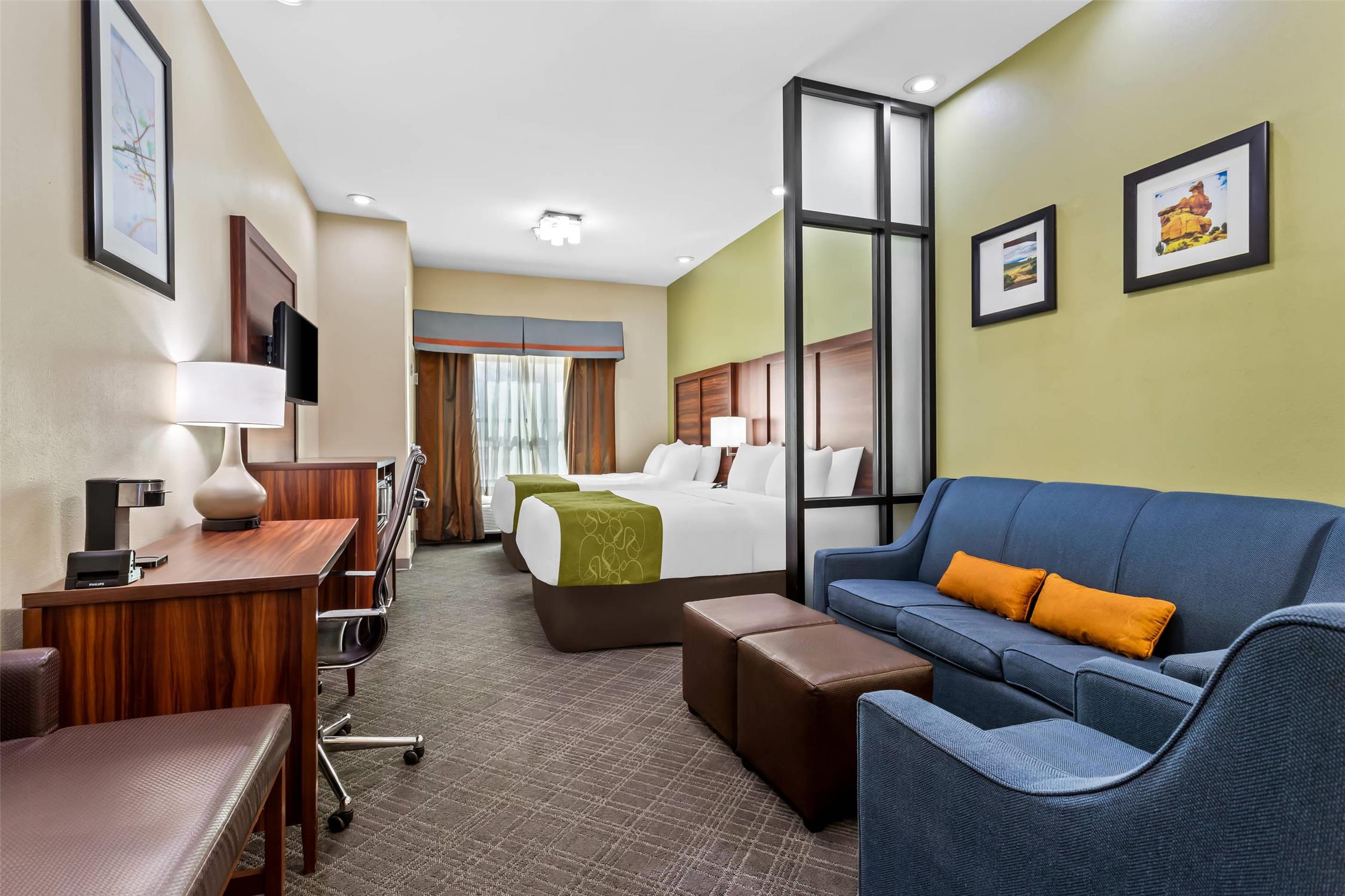 Comfort Suites Roswell, NM 39/60
