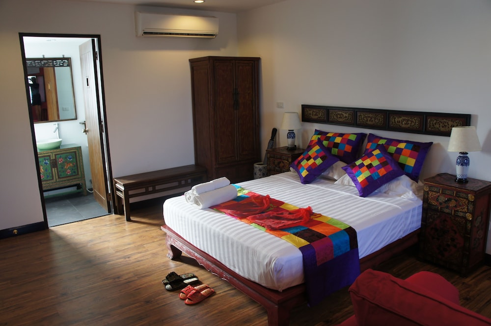 Baan Talay Chine Boutique Resort 20/70