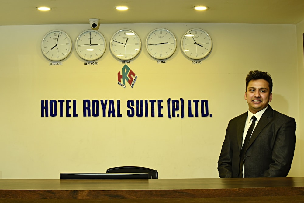 Hotel Royal Suite photo5