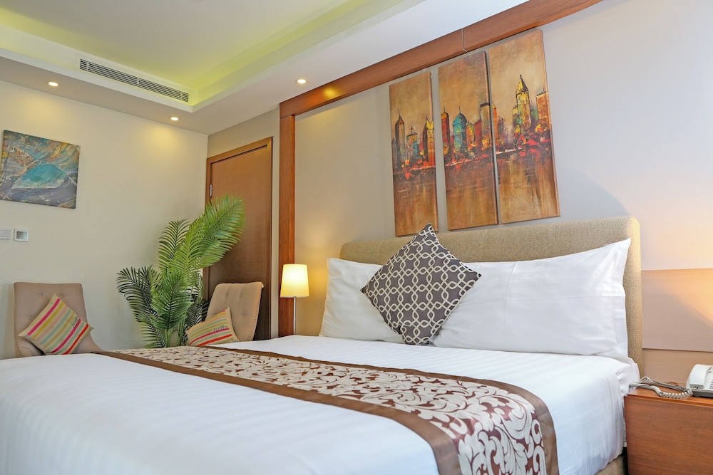 Lijam Hotel 13/50