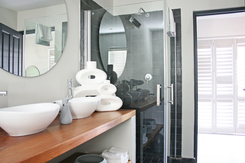 Abalone House &amp; Spa 14/75