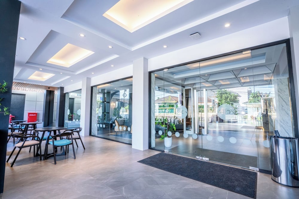 Aston Emidary Bangka Hotel and Conference Center 40/57